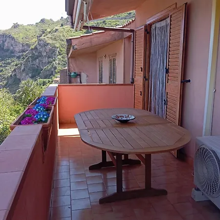 Vista Mare Apartment Sant'Alessio Siculo